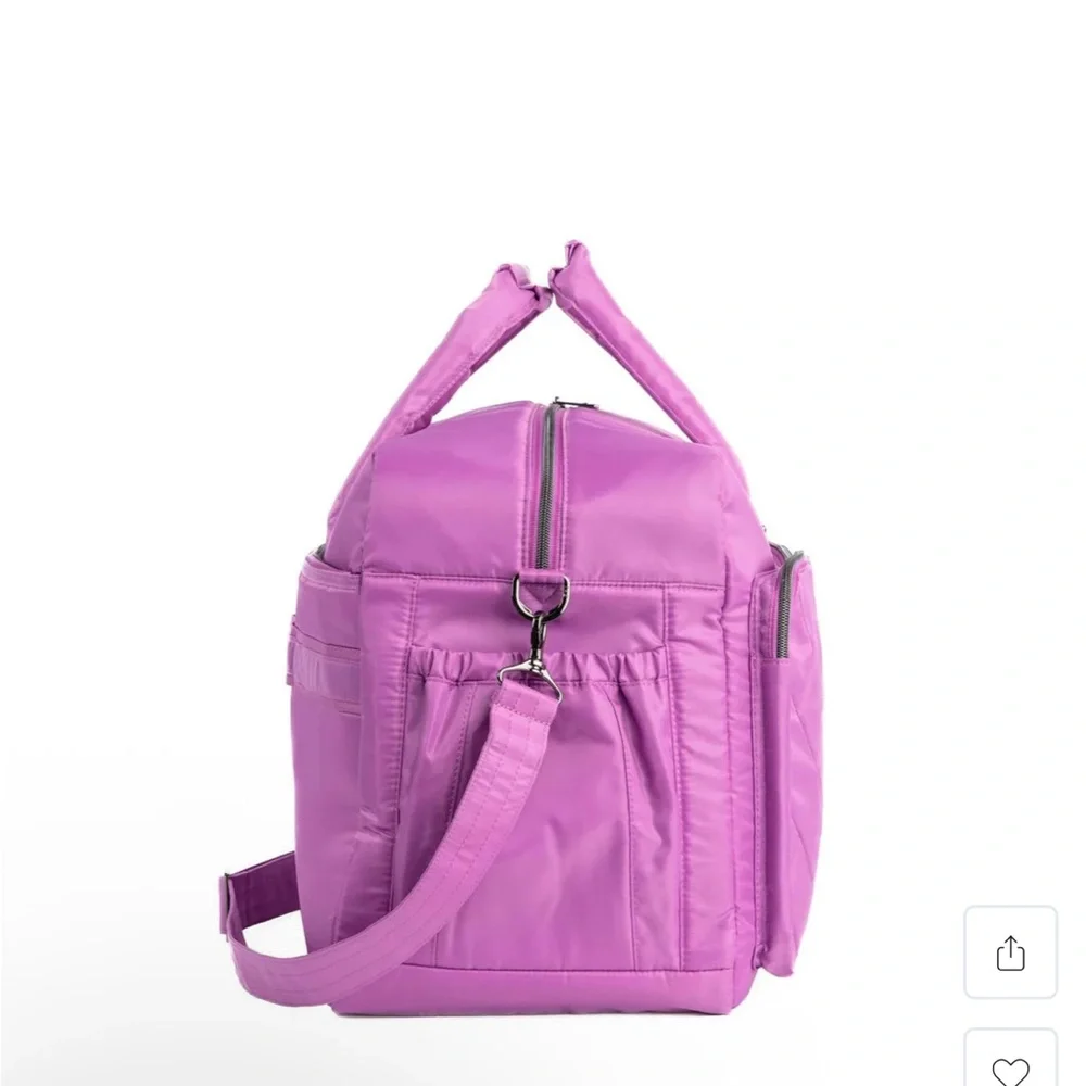 NWT Lug Drifter 2 Duffel Bag in Açaí Berry - Picture 6 of 10